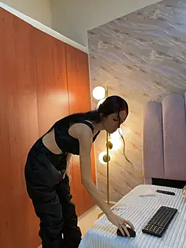 kathy-steven (F milf) - show*cum*squirt*in*face*fisting*pussy