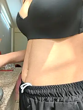 modelbigbobs - Modelbigbobs's free webcam - UK Sex Cams