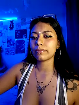 katta_ossa - Katta_ossa's free webcam - UK Sex Cams