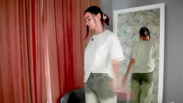 eddiechery - EddieChery's free webcam