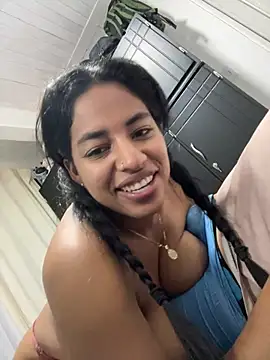 vanessarios01 - Vanessarios01's free webcam