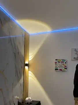 Webcam Model (Kariina__69) is live