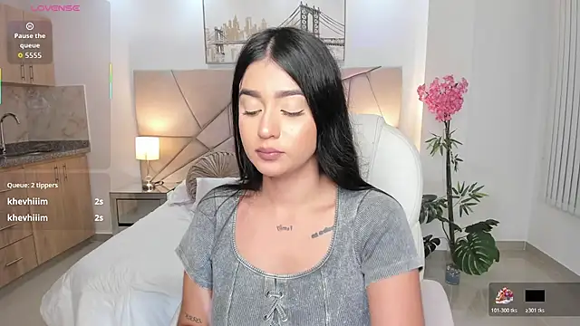 amelie_jhons - Amelie_jhons's free webcam - UK Sex Cams