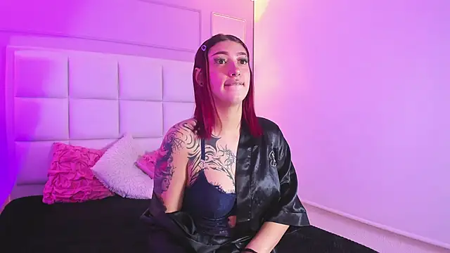 zammyrossee - ZammyRossee's free webcam - UK Sex Cams