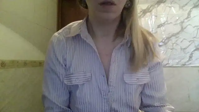 miyahottie - MiyaHottie's free webcam - UK Sex Cams