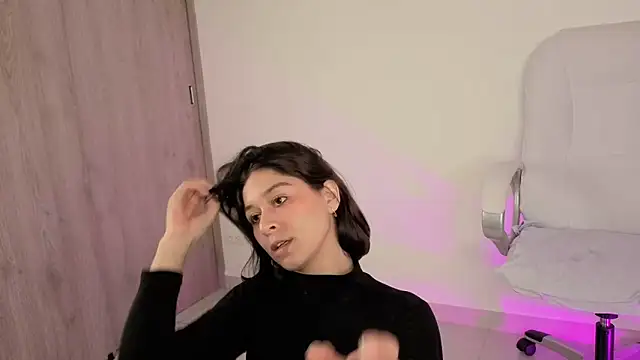 natyspiice1 - NatySpiice1's free webcam - UK Sex Cams