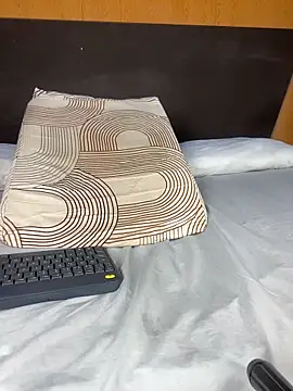 Webcam Model (Alexia__cox)  is live.Free join now!