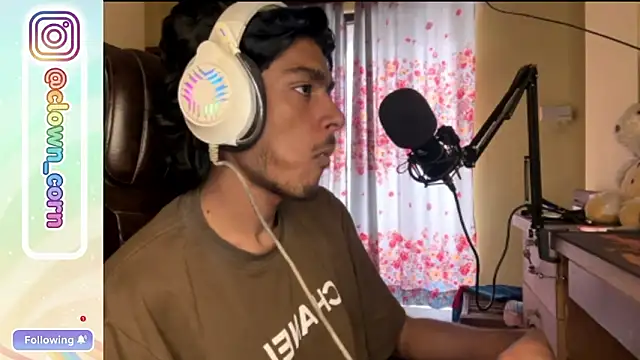 ravenkisses (M twink) - cumshow