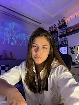 crystal_bunny7 (F young) - Ride your dick