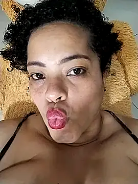 Webcam Model (sweetpe)  is live.Free join now!