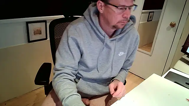 scotsmanx (M mature) - CUM