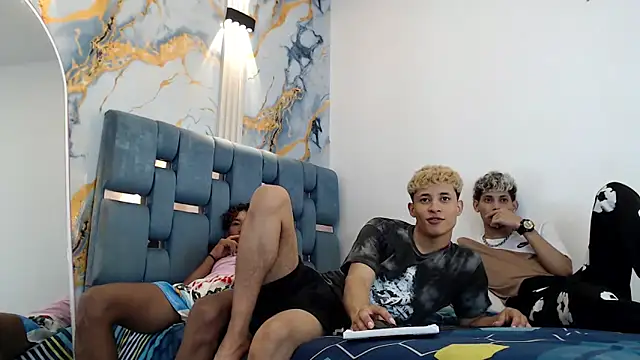 young_guys1 - YOUNG_GUYS1's free webcam - UK Sex Cams