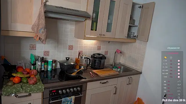 viktorsecret (M young) - naked and flex