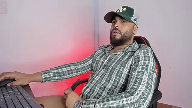 harrishairy - Harrishairy's free webcam - UK Sex Cams