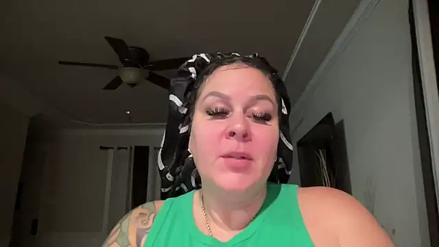 WorldsGreatestCockRater webcam