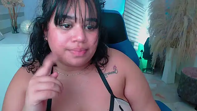 oliviia_cute webcam