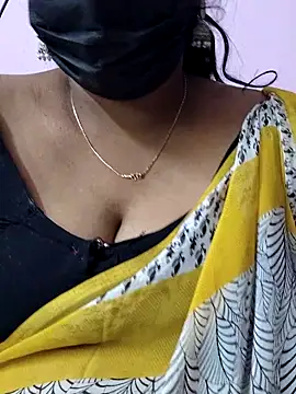 mallu-sumi - Mallu-sumi's free webcam - UK Sex Cams