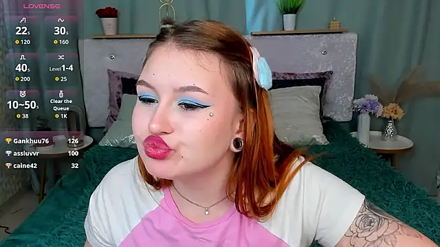 milanaxhoney - MilanaXHoney's free webcam - UK Sex Cams