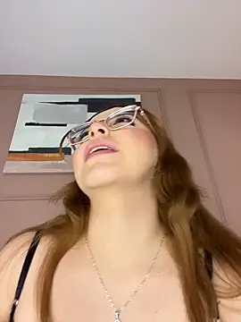 amber_price - Amber_price's free webcam - UK Sex Cams