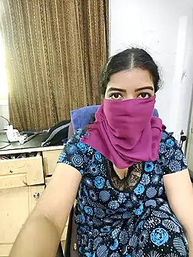 malluneeli - MalluNeeli's free webcam - UK Sex Cams