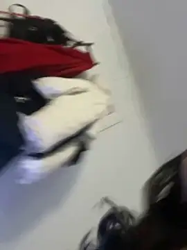 dominiquex0 (Ask my age) - Let’s get our nuts off and wallets out