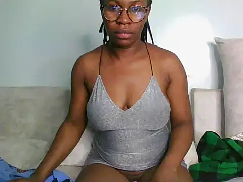 lisaa544 - Lisaa544's free webcam - UK Sex Cams