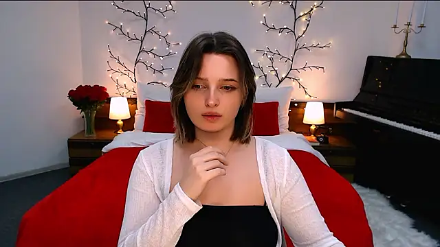 meowseduce - Meowseduce's free webcam - UK Sex Cams