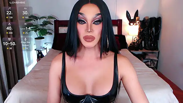 xqueenelektrax - XQueenElektrax's free webcam - UK Sex Cams