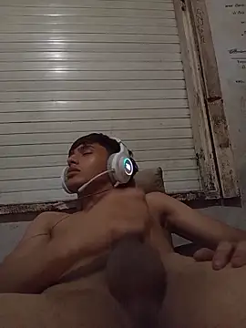 mym69_- - MYM69_-'s free webcam - UK Sex Cams