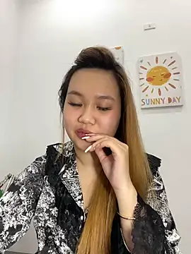 almira6868 - Almira6868's free webcam - UK Sex Cams