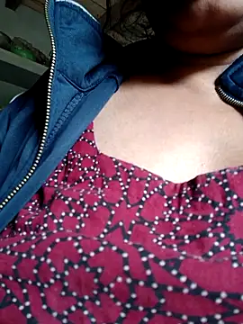 sonia_hot_7 - Sonia_hot_7's free webcam - UK Sex Cams