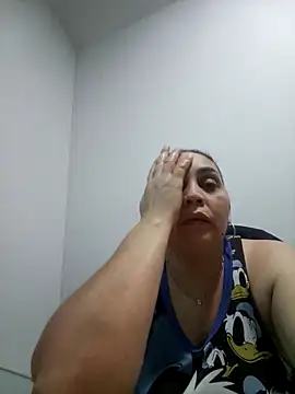 Webcam Model (MirandaSoto)  is live.Free join now!