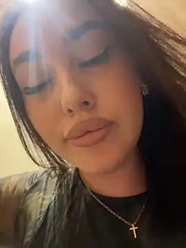 kirasunshine (F young) - lick nipples