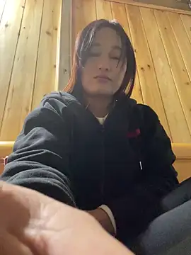 phungtiti - Phungtiti's free webcam - UK Sex Cams