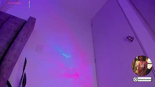 miss__charlotte7 - Miss__charlotte7's free webcam - UK Sex Cams