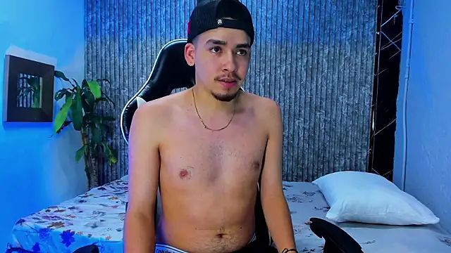 mike_0233_ - Mike_0233_'s free webcam - UK Sex Cams