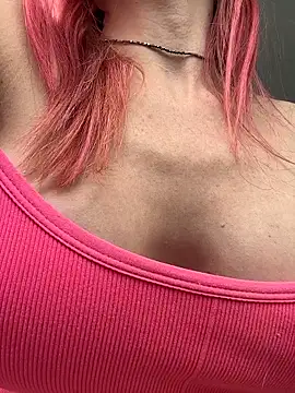 lavenderhot (F young) - Vibro in clit