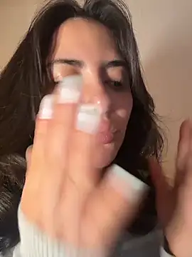 sukhakunis1 (F young) - I love it when you make me horny