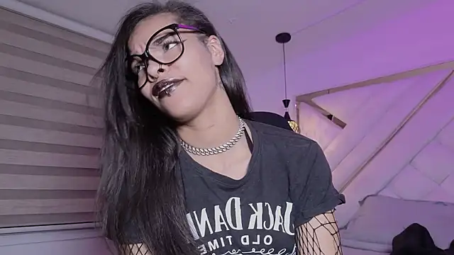 mia_gatesvg - Mia_gatesvg's free webcam