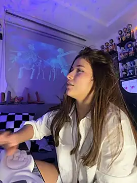 crystal_bunny7 (F young) - make me squirt my love