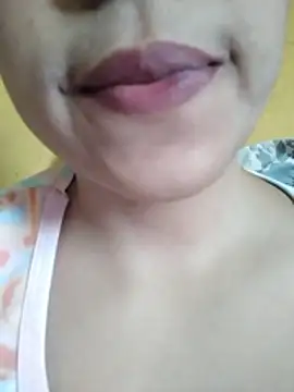 Webcam Model (Anki-doll)  is live.Free join now!