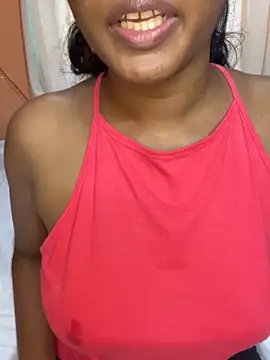 Webcam Model (2001girl)  is live.Free join now!