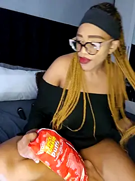 sultrydiva1 - Sultrydiva1's free webcam - UK Sex Cams