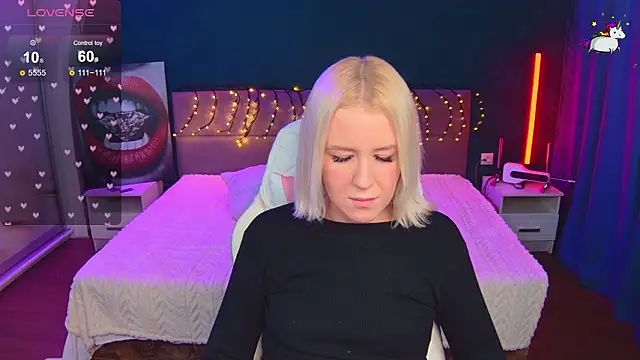 selenatrend - Selenatrend's free webcam - UK Sex Cams