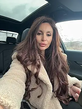 Webcam Model (LunaBex)  is live.Free join now!