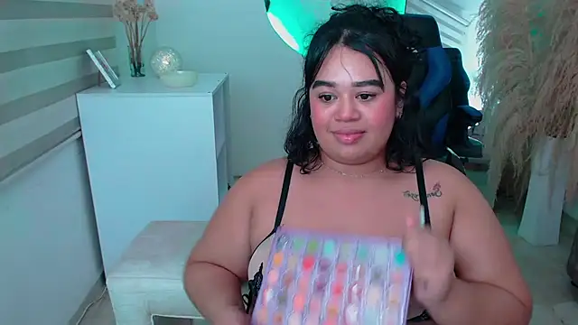 oliviia_cute - Oliviia_cute's free webcam - UK Sex Cams