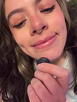 Webcam Model (Katheerine)  is live.Free join now!