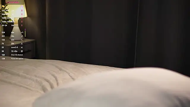 lettyslovacek (F teen) - Squeeze my booty with oil