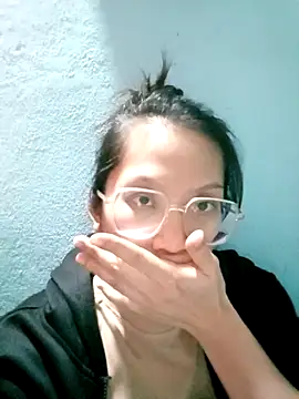 joywhar-55 (F young) - Support for a 26-week-old baby