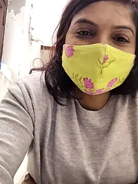 Webcam Model (illay_love)  is live.Free join now!